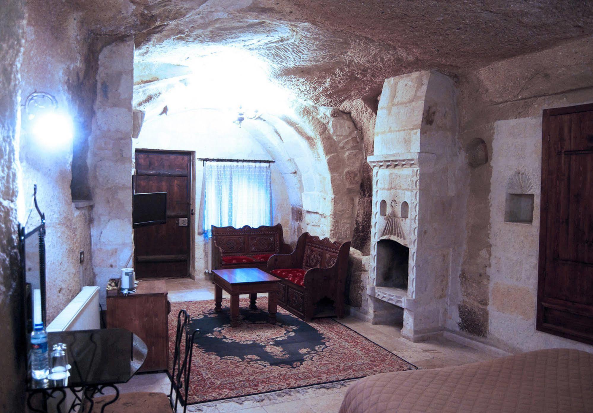 Taskonak Hotel Гьореме Екстериор снимка