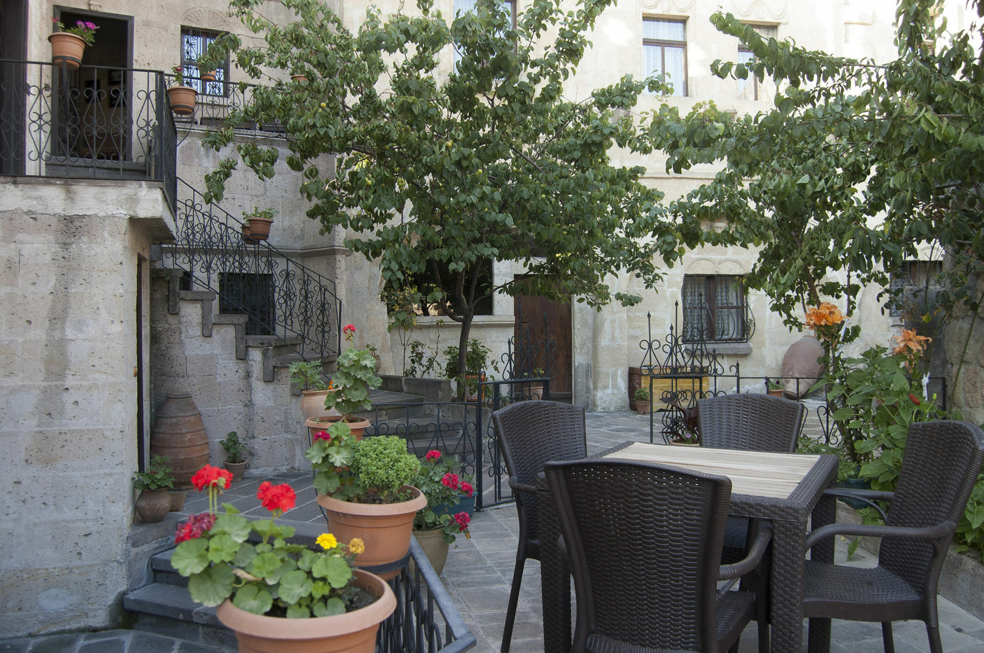 Taskonak Hotel Гьореме Екстериор снимка